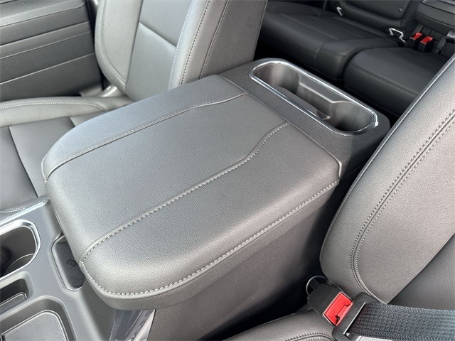 GMC Sierra 1500 Vehicle Full-screen Gallery Image 21