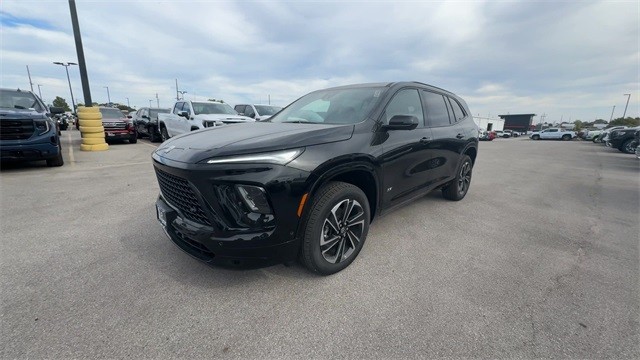 Buick Enclave Vehicle Full-screen Gallery Image 04