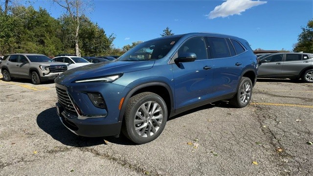 Buick Enclave Vehicle Full-screen Gallery Image 04