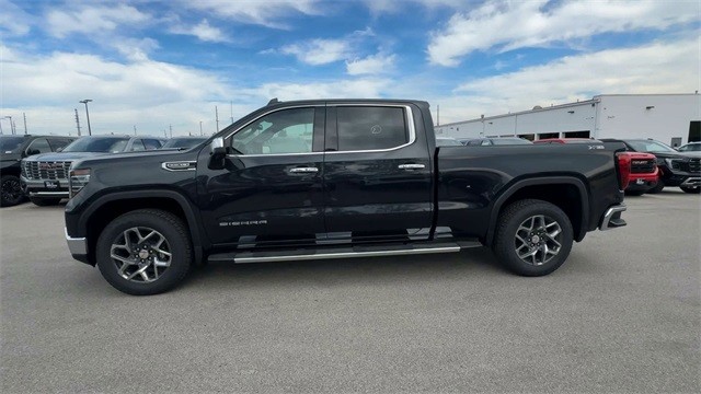 GMC Sierra 1500 Vehicle Full-screen Gallery Image 05