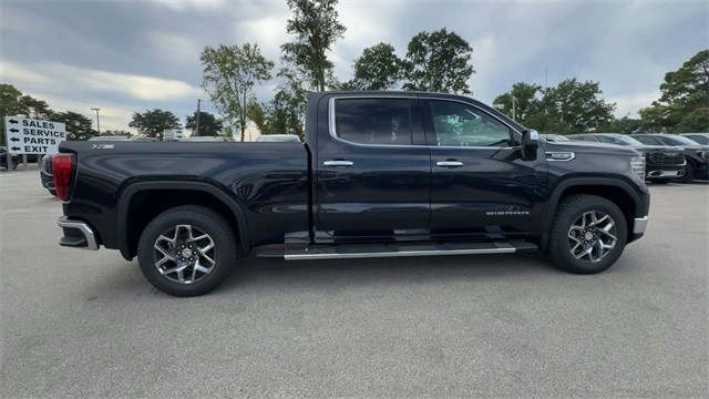 GMC Sierra 1500 Vehicle Full-screen Gallery Image 09