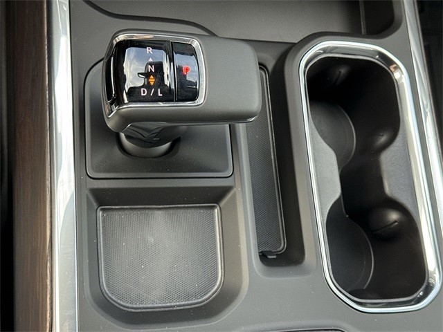 GMC Sierra 1500 Vehicle Full-screen Gallery Image 20