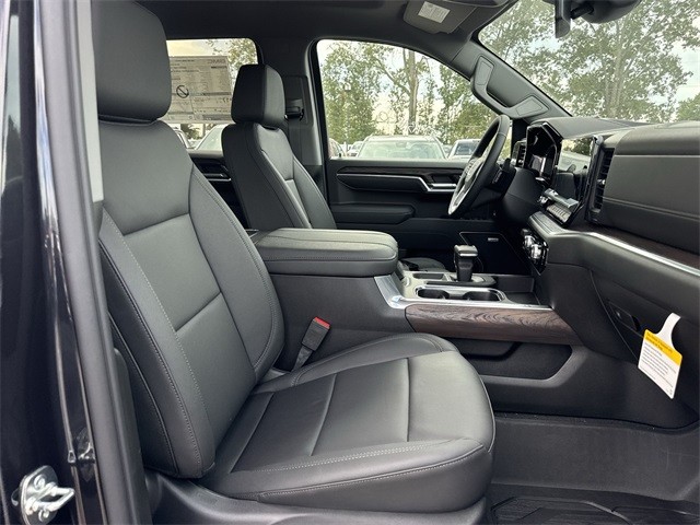 GMC Sierra 1500 Vehicle Full-screen Gallery Image 24