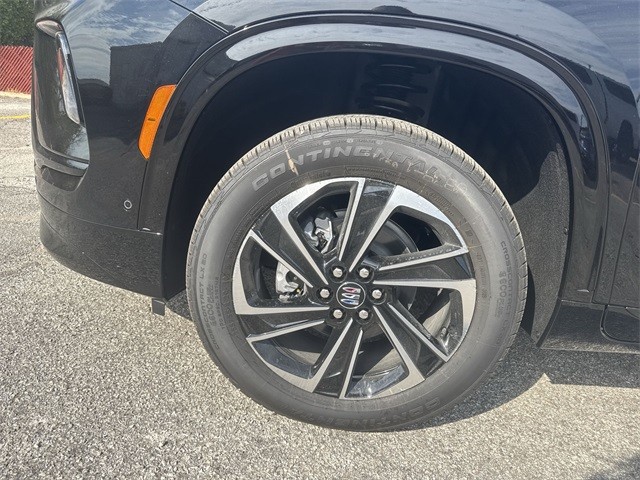 Buick Enclave Vehicle Full-screen Gallery Image 10