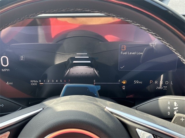 Buick Enclave Vehicle Full-screen Gallery Image 15