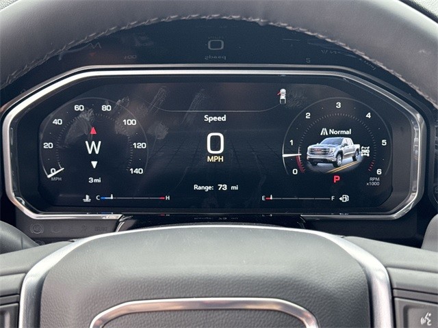 GMC Sierra 1500 Vehicle Full-screen Gallery Image 15