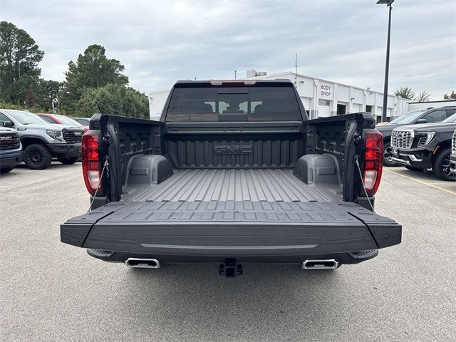 GMC Sierra 1500 Vehicle Full-screen Gallery Image 23