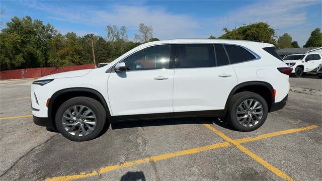 Buick Enclave Vehicle Full-screen Gallery Image 05