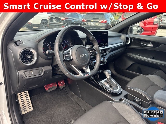 Kia Forte Vehicle Full-screen Gallery Image 13