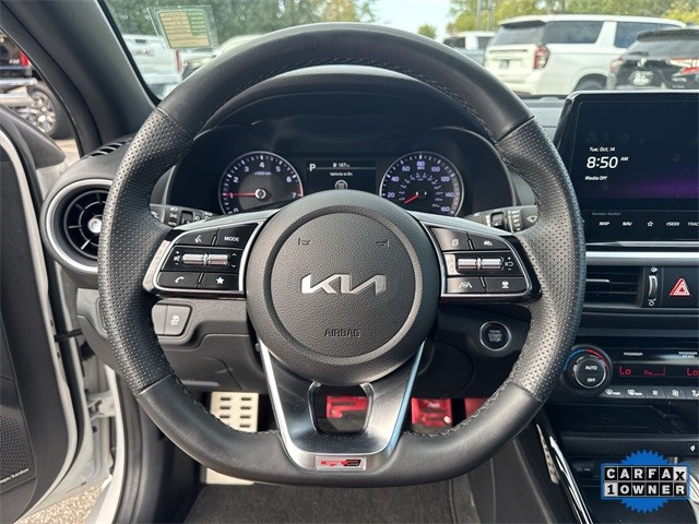 Kia Forte Vehicle Full-screen Gallery Image 14