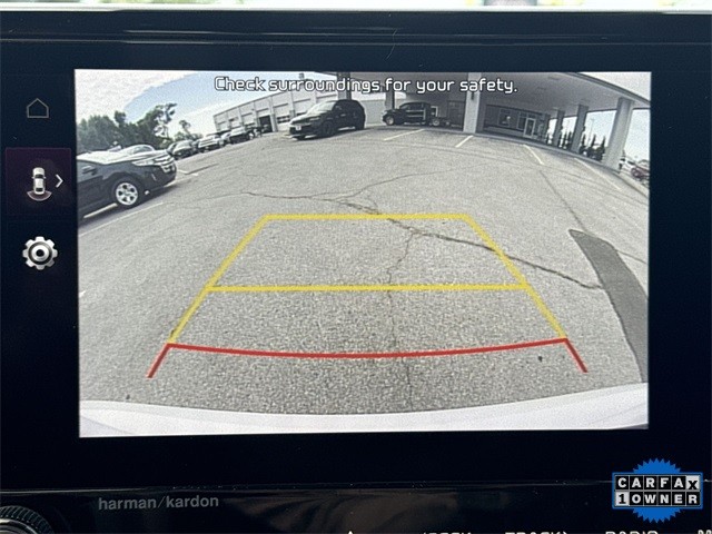 Kia Forte Vehicle Full-screen Gallery Image 19