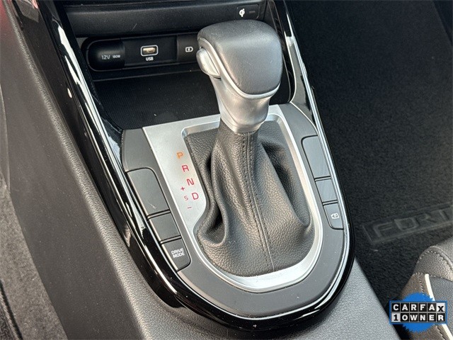 Kia Forte Vehicle Full-screen Gallery Image 20