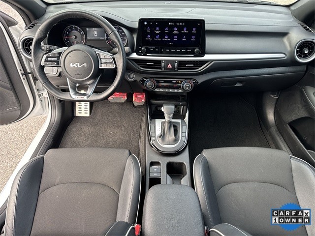 Kia Forte Vehicle Full-screen Gallery Image 25