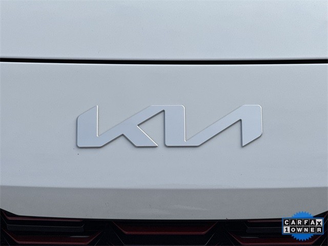 Kia Forte Vehicle Full-screen Gallery Image 35