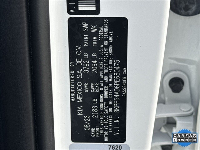 Kia Forte Vehicle Full-screen Gallery Image 38