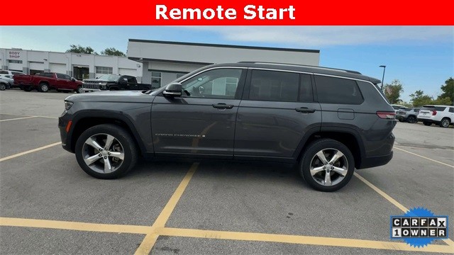 Jeep Grand Cherokee L Vehicle Full-screen Gallery Image 06