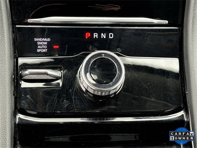 Jeep Grand Cherokee L Vehicle Full-screen Gallery Image 20