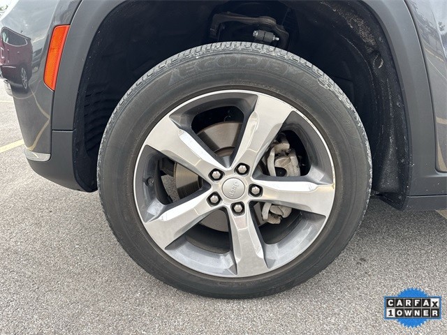 Jeep Grand Cherokee L Vehicle Full-screen Gallery Image 37