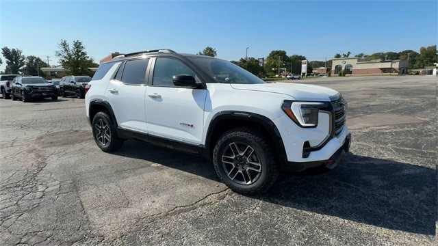 GMC Terrain Vehicle Full-screen Gallery Image 02