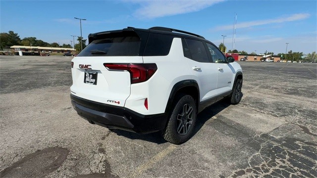 GMC Terrain Vehicle Full-screen Gallery Image 08