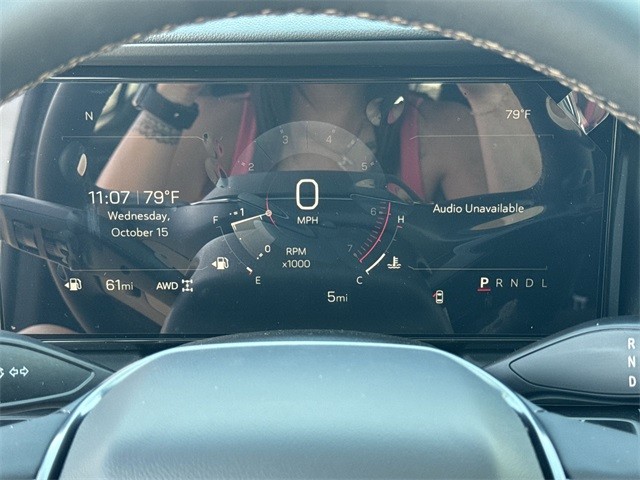 GMC Terrain Vehicle Full-screen Gallery Image 15