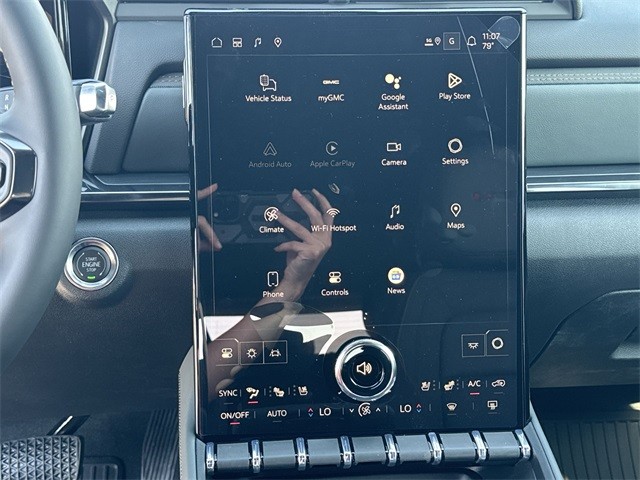 GMC Terrain Vehicle Full-screen Gallery Image 16