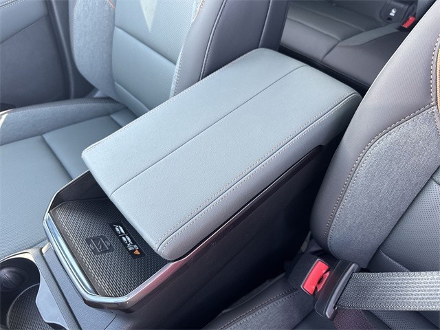 GMC Terrain Vehicle Full-screen Gallery Image 21