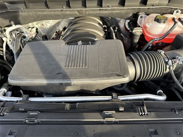 GMC Yukon Vehicle Full-screen Gallery Image 27