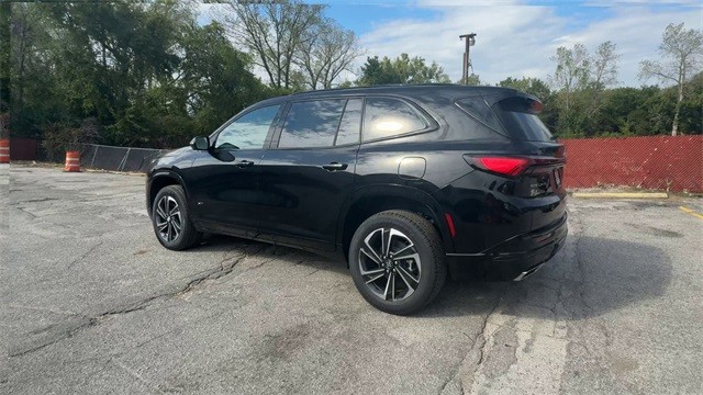 Buick Enclave Vehicle Full-screen Gallery Image 06