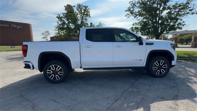 GMC Sierra 1500 Vehicle Full-screen Gallery Image 09