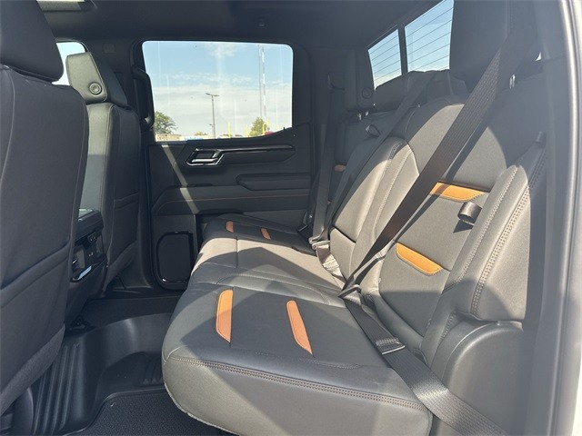 GMC Sierra 1500 Vehicle Full-screen Gallery Image 23