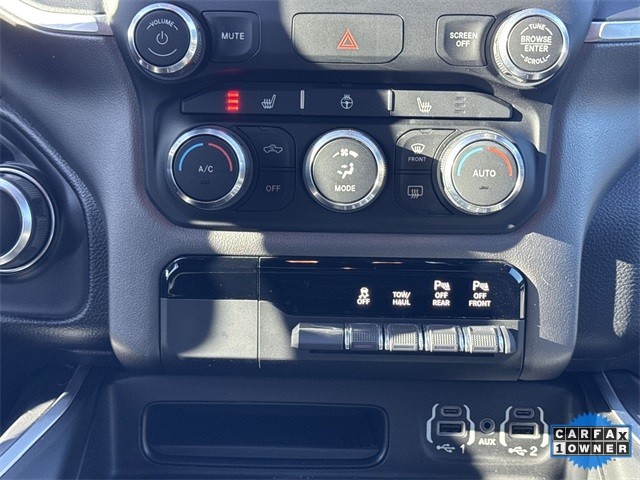 Ram 1500 Vehicle Full-screen Gallery Image 21