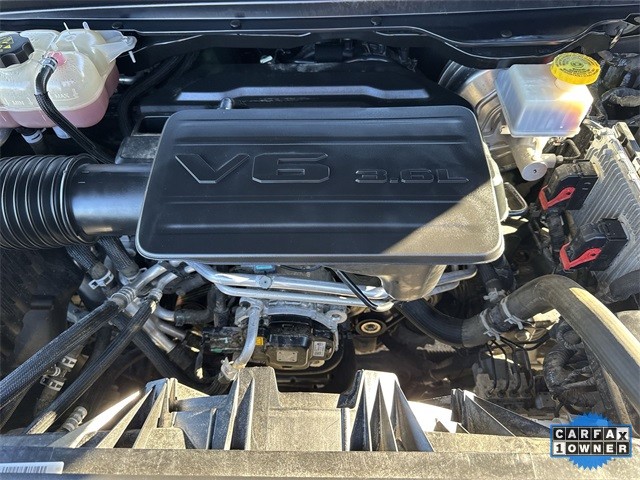 Ram 1500 Vehicle Full-screen Gallery Image 32