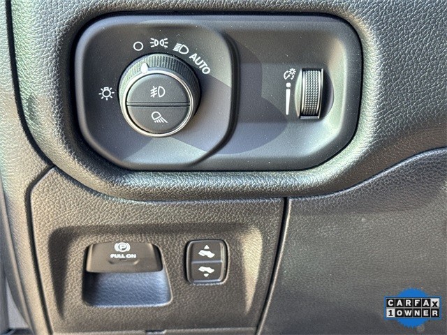 Ram 1500 Vehicle Full-screen Gallery Image 37