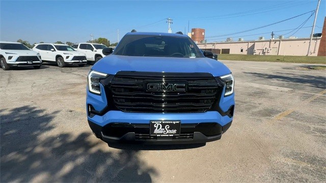 GMC Terrain Vehicle Full-screen Gallery Image 03