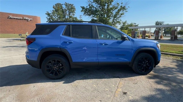 GMC Terrain Vehicle Full-screen Gallery Image 09