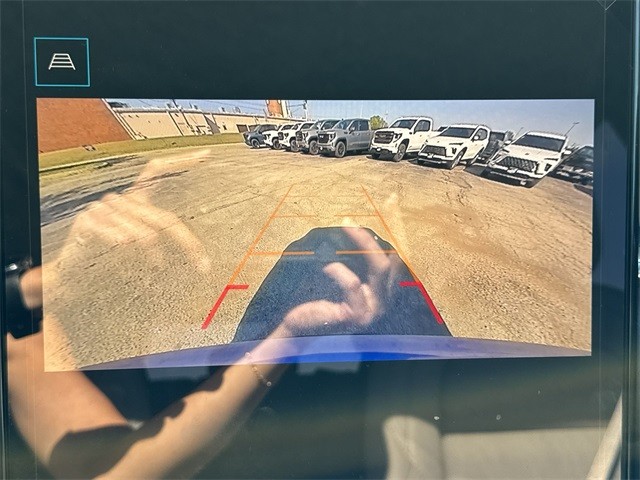 GMC Terrain Vehicle Full-screen Gallery Image 17