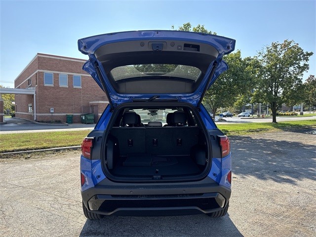 GMC Terrain Vehicle Full-screen Gallery Image 23