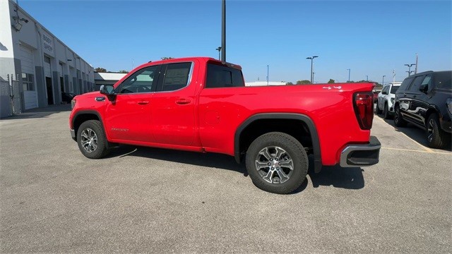 GMC Sierra 1500 Vehicle Full-screen Gallery Image 06