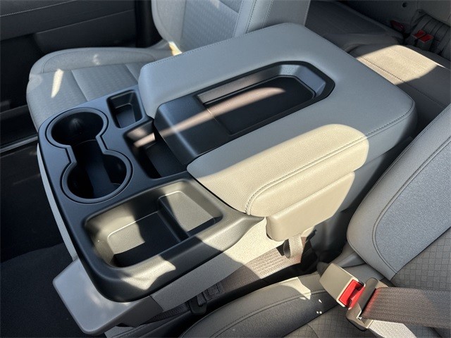 GMC Sierra 1500 Vehicle Full-screen Gallery Image 21