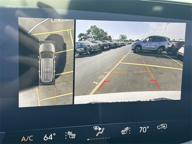 Buick Enclave Vehicle Full-screen Gallery Image 17