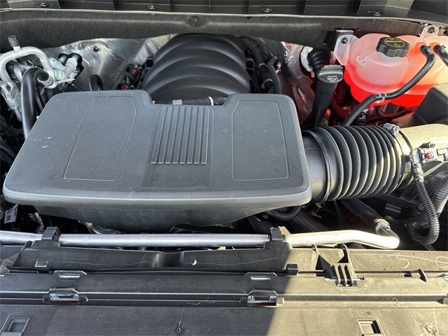 GMC Yukon XL Vehicle Full-screen Gallery Image 26