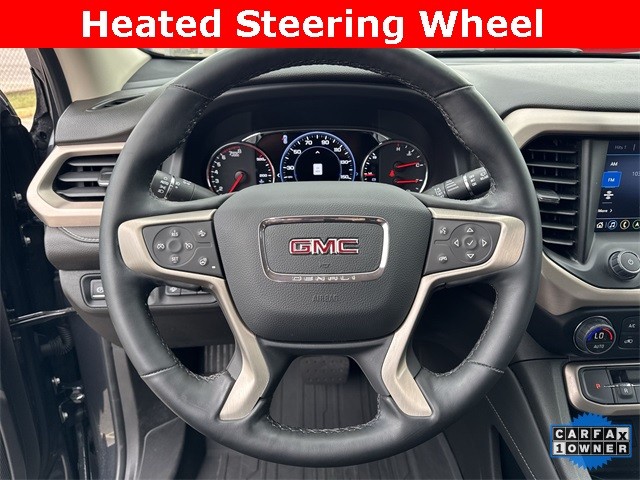 GMC Acadia Vehicle Full-screen Gallery Image 14