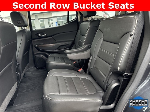 GMC Acadia Vehicle Full-screen Gallery Image 29