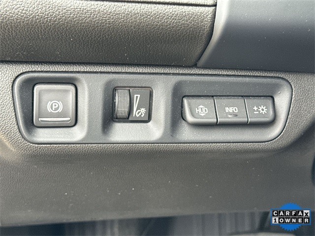 GMC Acadia Vehicle Full-screen Gallery Image 39