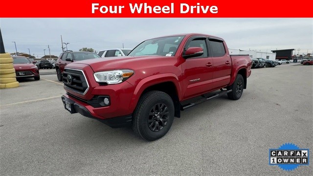 Toyota Tacoma 4WD Vehicle Full-screen Gallery Image 05