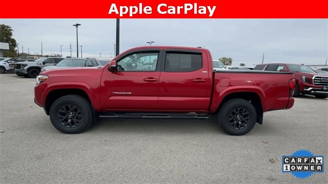 Toyota Tacoma 4WD Vehicle Full-screen Gallery Image 06