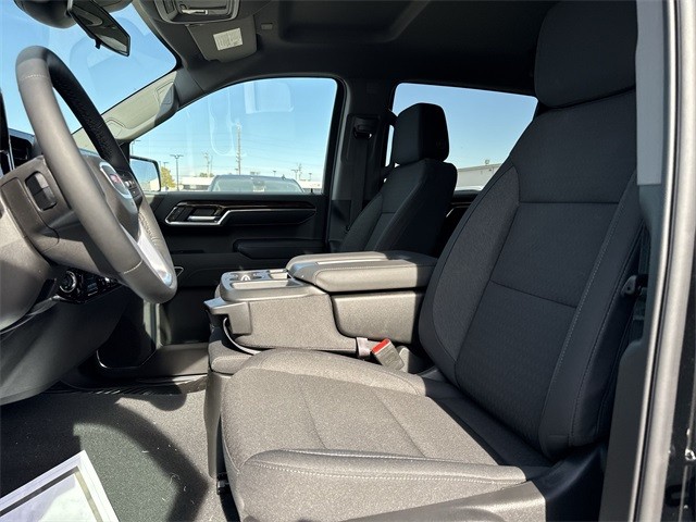 GMC Sierra 1500 Vehicle Full-screen Gallery Image 11