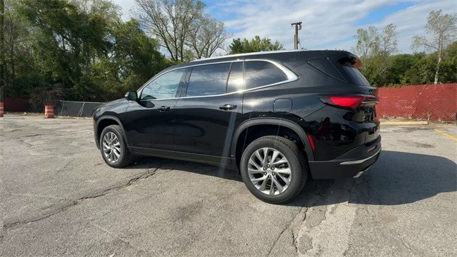 Buick Enclave Vehicle Full-screen Gallery Image 06