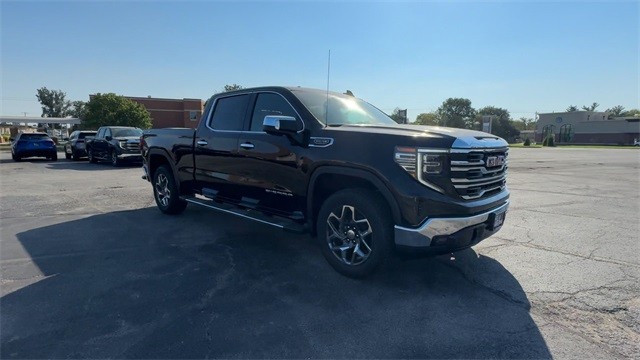 GMC Sierra 1500 Vehicle Full-screen Gallery Image 02